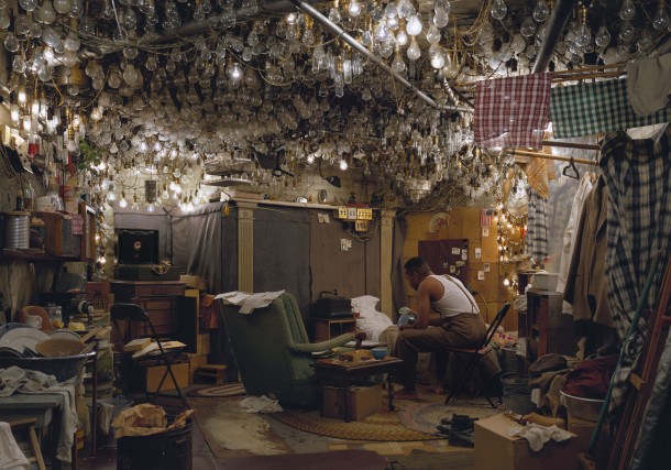 jeffwall_invisible_man