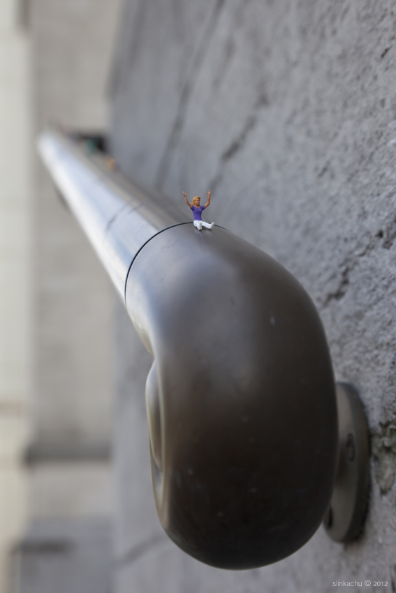 Street art Slinkachu Faith