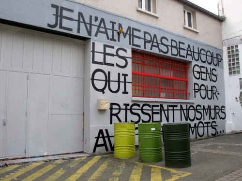 street art RERO Je n'aime pas