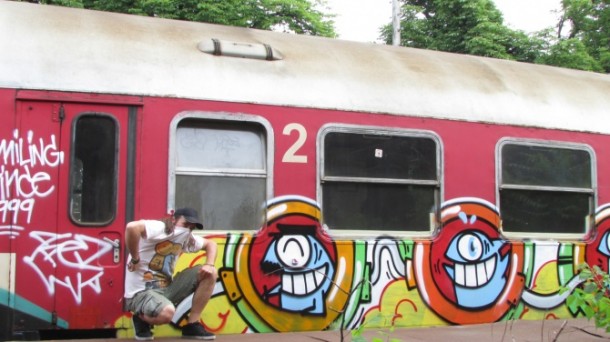 Graffiti Bombing Train © El Pez