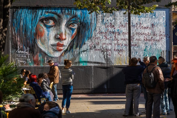 Grafs, pochoirs et affiches sur les murs de Paris