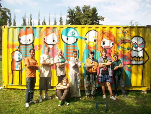 http-::stik.org:news:2016:12:13:petition-for-return-of-community-mural